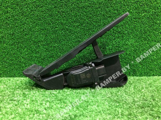 педаль BMW 4 серия F32/F33 2017, 2.0 л., дизель, АКПП, седан, 6853175