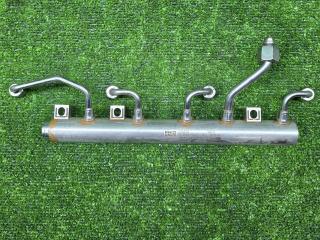 топливная рампа BMW M5 F90 2018, 4.4 л., S63 B44 B, бензин, седан, 7852402, 13537852402