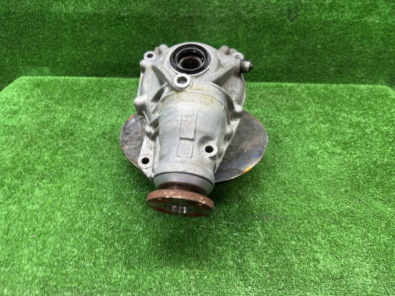 редуктор переднего моста BMW 3 серия G20 2020, 3.0 л., B58B30, бензин, АКПП, black sapphire metallic (475), седан, полный привод, 190514075, 2.8GM1, 76473860, 862311005, 8623110 - фото №1