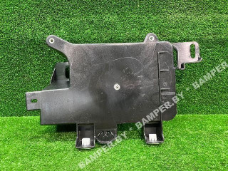 кронштейн (крепление) BMW M5 F90 2017, 61429348202