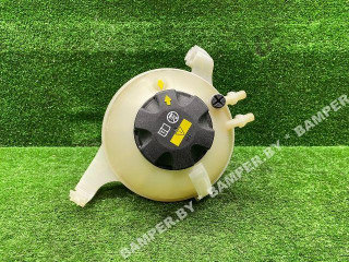 бачок расширительный BMW 5 серия G30/G31 2017, 17138610654