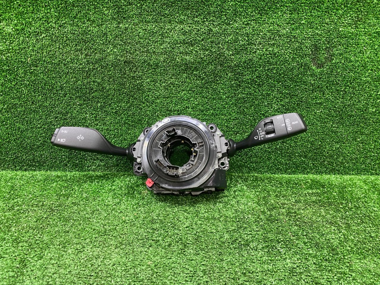 переключатель подрулевой (стрекоза) BMW X5 G05 2020, 3.0 л., B58B30, бензин, АКПП, a96, внедорожник 5 дв., 61319436676, 61319437985, 9437985, 61319436676, 61319437985, 9437985 - фото №1