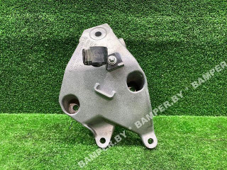 кронштейн двигателя BMW 5 серия G30/G31 2017, 4.0 л., бензин, 22116861553, 22116861557