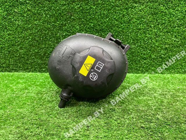 бачок расширительный BMW X3 G01 2020, 17138610661 - фото №1