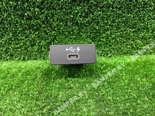 блок управления USB BMW X3 G01 2017, 84108711939