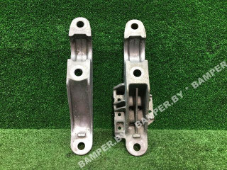 втулка стабилизатора BMW M5 F90 2017, 6861473, 6884012