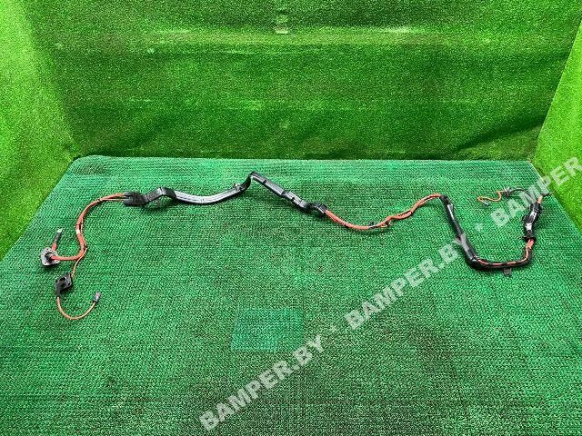 плюсовой провод аккумулятора BMW X5 F15 2017, 61129381818, 9381818 - фото №1