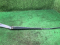щеткодержатель (поводок стеклоочистителя, дворник) Renault Laguna 1 поколение 1998, 1.8 л., бензин, МКПП, хетчбэк 5 дв., 7700821935 - фото №2