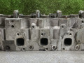 головка блока цилиндров Toyota Avensis 1 поколение (T220) 2000, 2.0 л., 2C-T, дизель, МКПП, универсал - фото №11