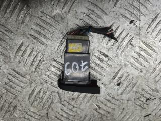 кнопка аварийной сигнализации Daewoo Lanos T100 2000, 1.3 л., бензин, МКПП, седан