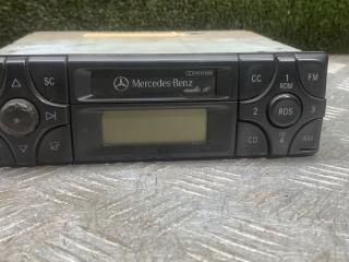 магнитола Mercedes-Benz E-Класс W210/S210 [рестайлинг] 2001, 2.7 л., дизель, МКПП, седан, 2108200986