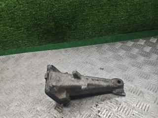 кронштейн двигателя Mercedes-Benz T1 207-210D W601 1993, 2.3 л., OM 601.940, дизель, МКПП, фургон, 60122323040G2