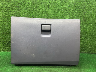 бардачок Toyota Picnic 1 поколение 2000, 2.0 л., бензин, МКПП, минивэн