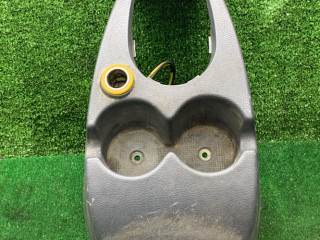 рамка обрамление кулисы Renault Logan 1 поколение 2006, 1.6 л., бензин, МКПП, седан, 8200290865