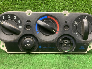 блок управления печки / климат-контроля Ford Fiesta 5 поколение [рестайлинг] 2005, 1.4 л., дизель, МКПП, хетчбэк 5 дв., 2S6H19980BD