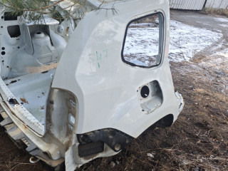 крыло заднее правое Renault Duster 1 поколение [рестайлинг] 2017, 2.0 л., бензин, МКПП, внедорожник 5 дв., полный привод