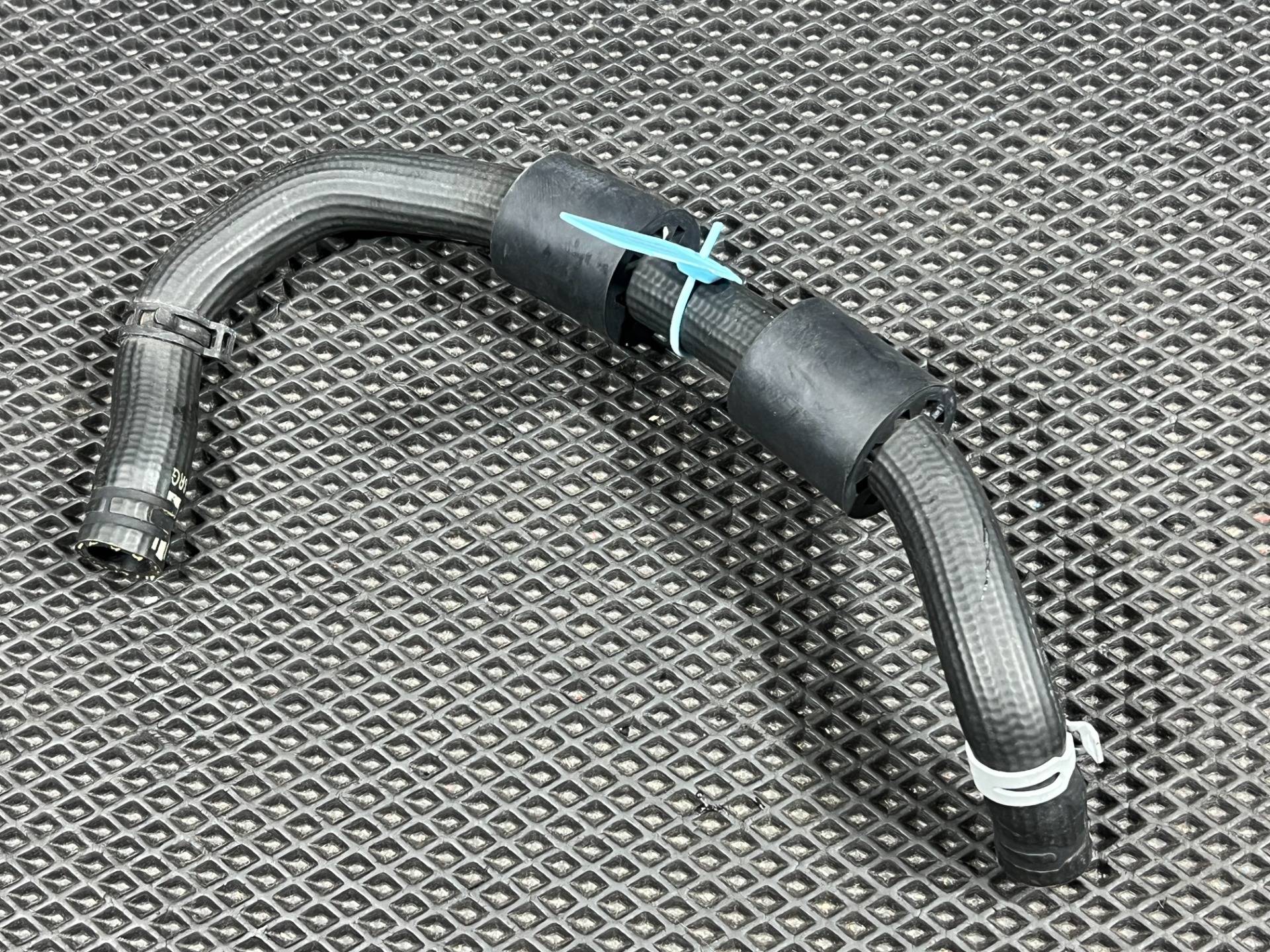 Патрубок (трубопровод, шланг) Buick Encore GX рестайлинг 2024