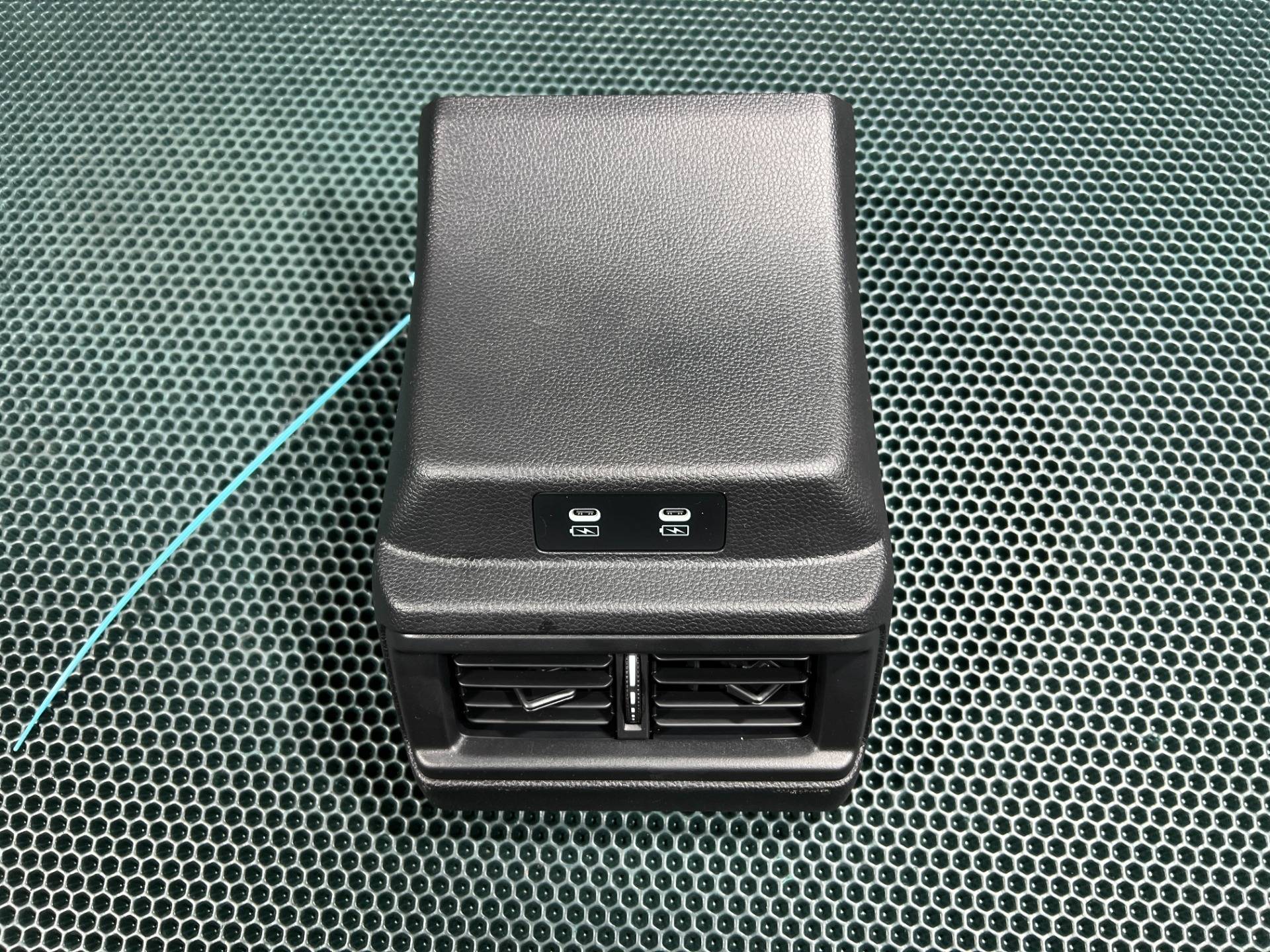 Дефлектор обдува салона Honda Accord 11 поколение 2025 OEM 8345530AA11ZA, 8A3503A0A01, 8345230AA01ZA, 8345030AA1