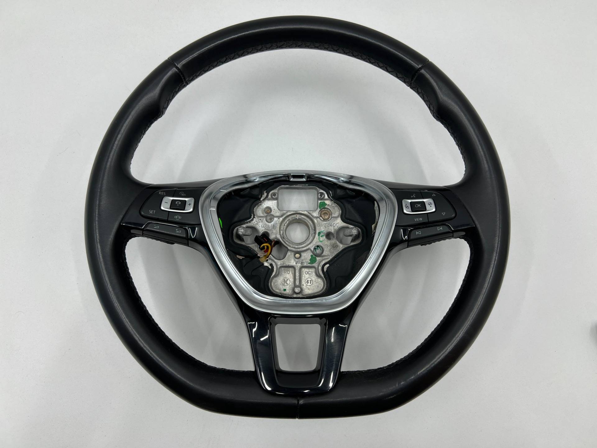 Руль Volkswagen Arteon 2019 OEM 5G0419091, 5G0419091BK