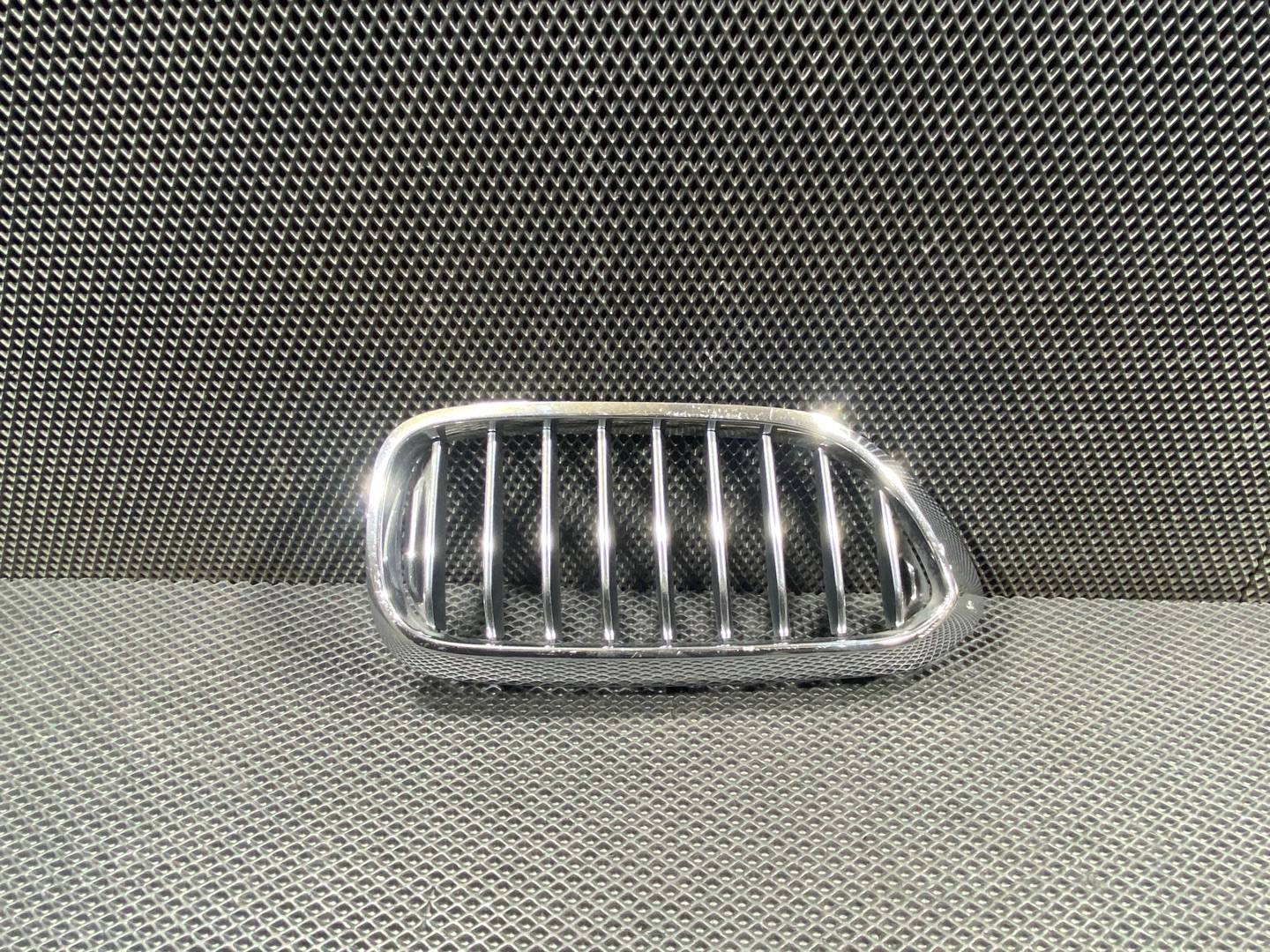 Решетка радиатора BMW 5 G30/G31 2019 OEM 51137383520, 51137390864, 51137390866, 7383520, 7390864, 7390866, 7473692, 7473702, 8070470