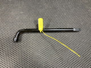 ключ колесный (балонный) Jaguar XE 1 поколение X760 2016, 2.0 л., 204PT, бензин, АКПП, седан, 1R8A17032AB, T2H37992, XR852021