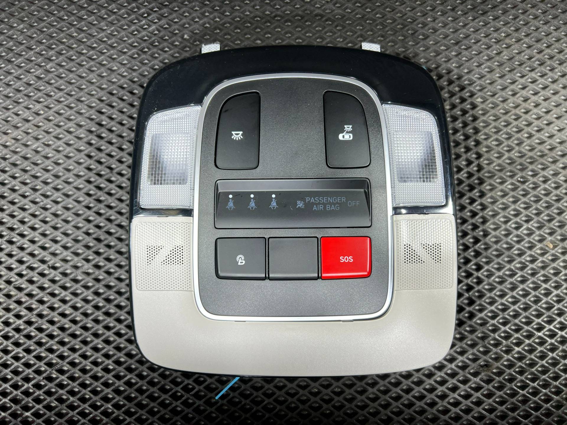 Фонарь салона (плафон) Hyundai Tucson 4 поколение (NX4) 2024 OEM 92800N9850MMH