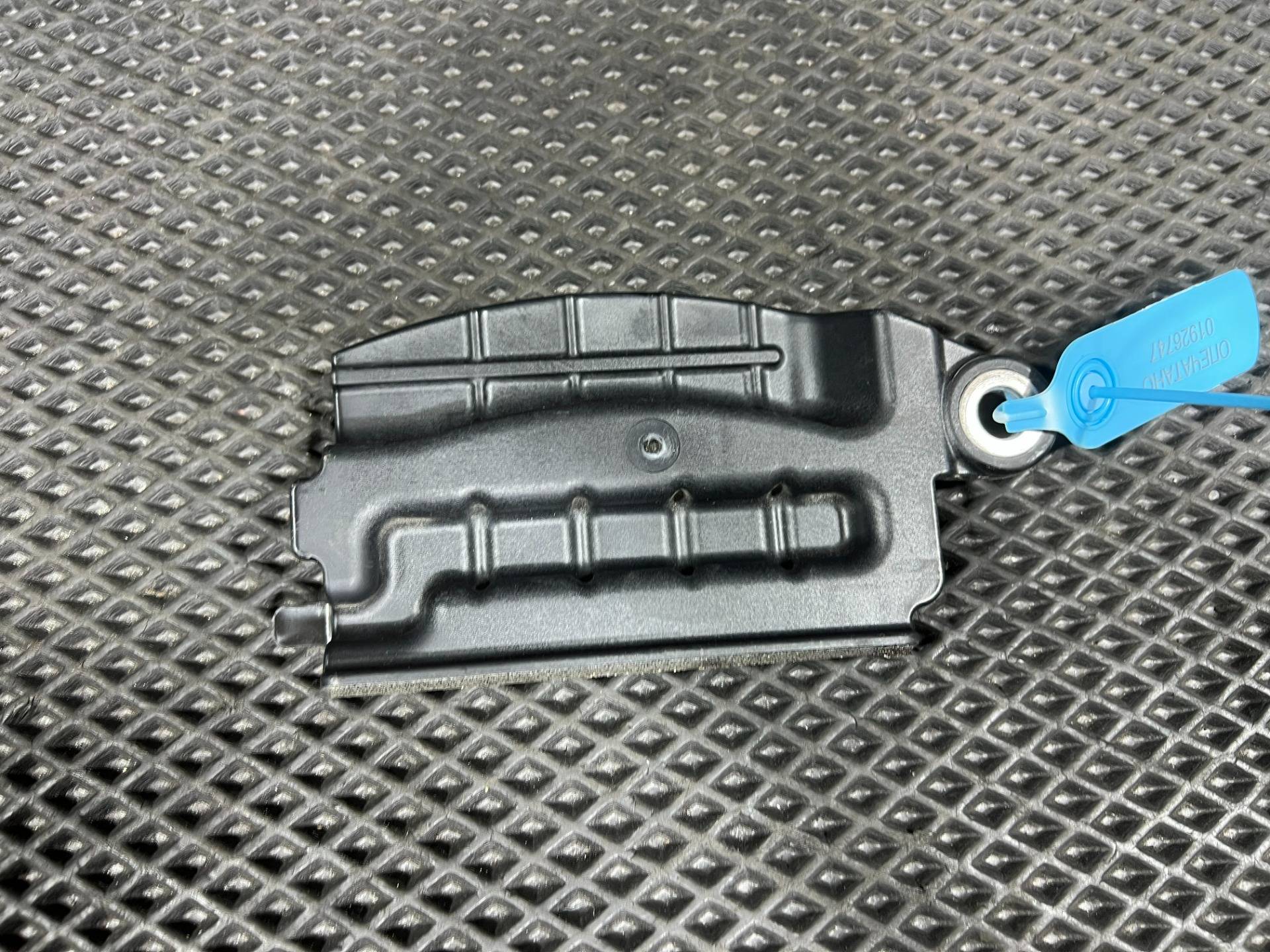 Пластик моторного отсека Hyundai Santa Cruz 2021 OEM 21414-2S000