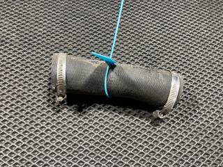 патрубок интеркулера Porsche Macan 1 поколение 2015, 3.0 л., MCT.MA, бензин, АКПП, внедорожник 5 дв., 95B145367A