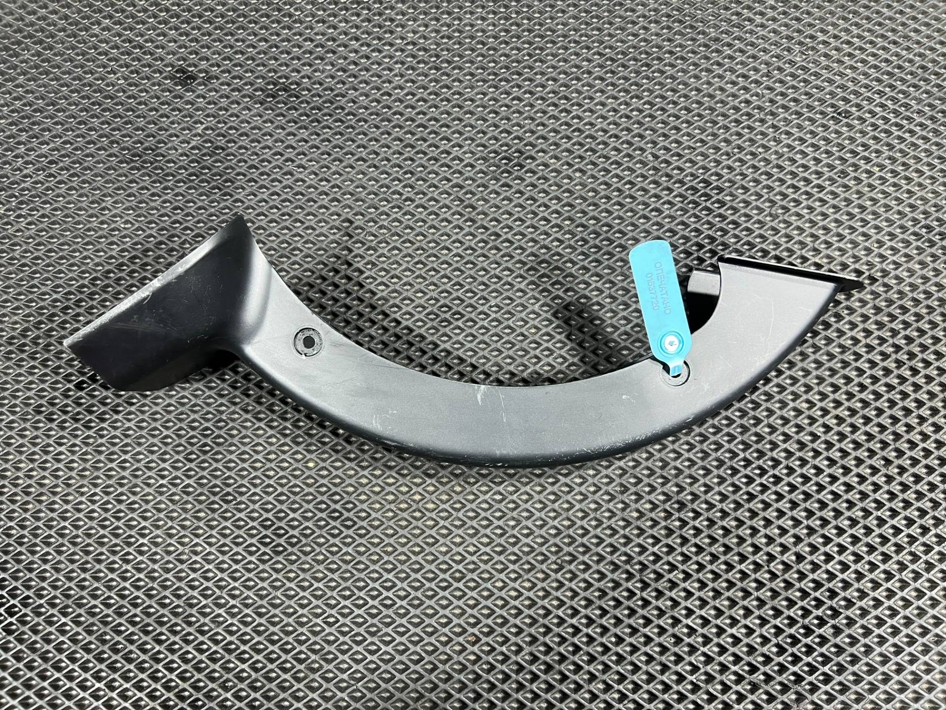 Петля крышки багажника Genesis G70 2019 OEM 81921-G9100