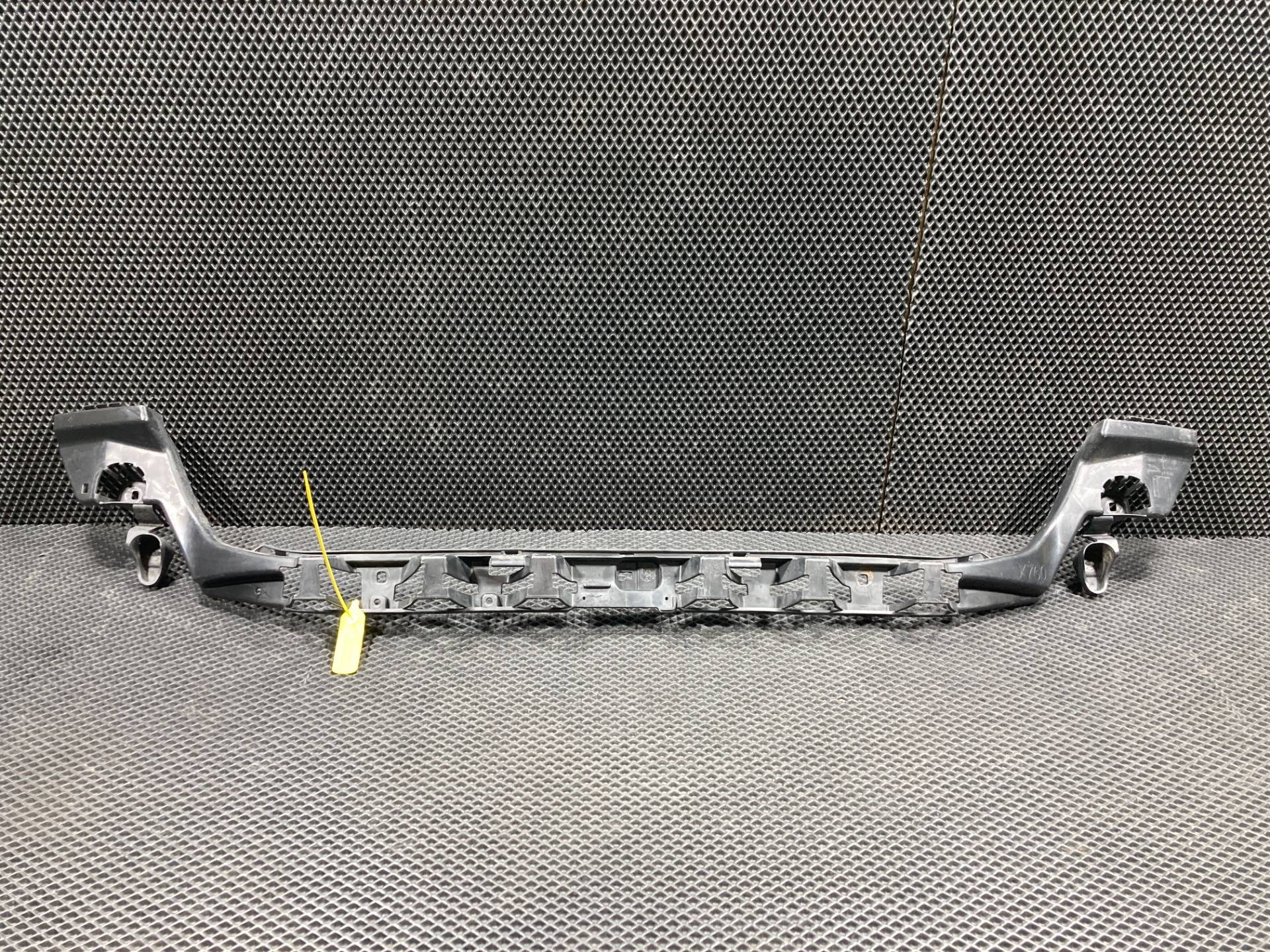 кронштейн крепления бампера заднего Jaguar XE X760 2017 OEM GX7317E855AD, T4N15837