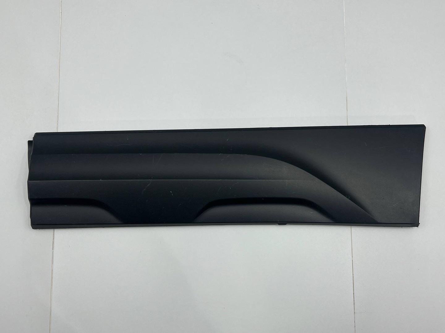 Молдинг двери задней левой Volkswagen Taos 1 поколение 2021 OEM 2GJ854949A