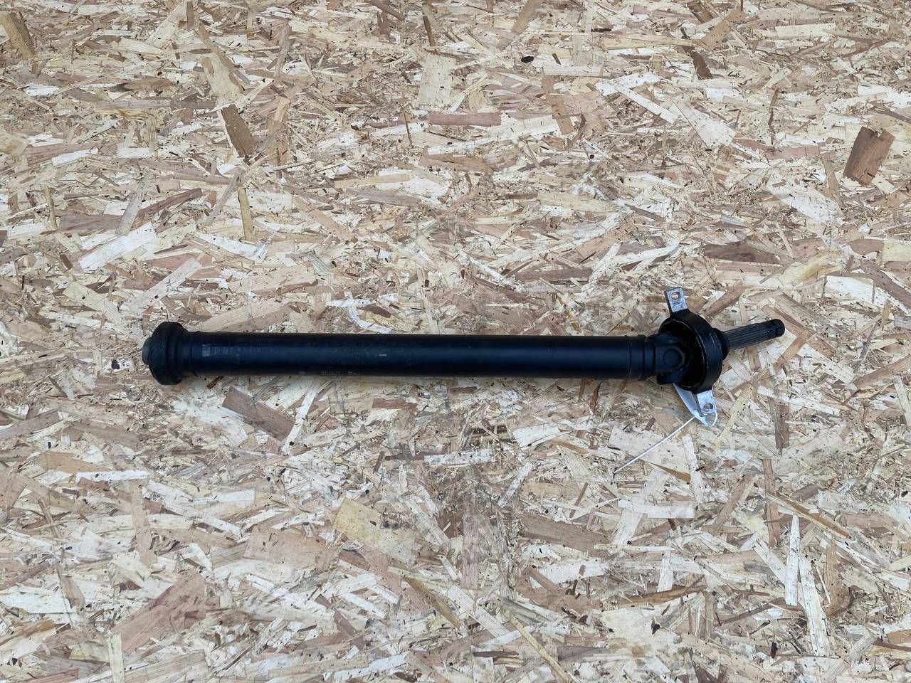 карданный вал BMW X5 F15 2018, 3.0 л., N55 B30 A, бензин, АКПП, внедорожник 5 дв., 7589128, 26107589128 - фото №1