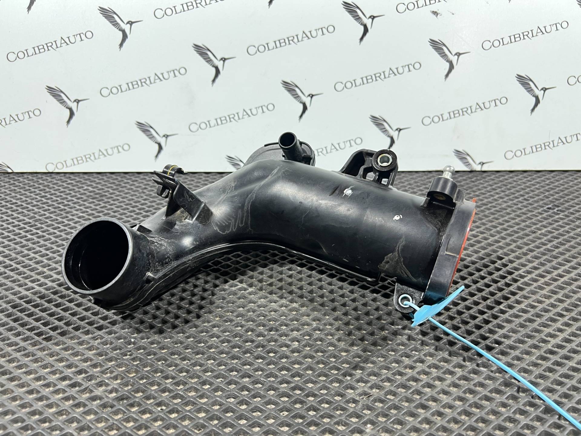 Патрубок интеркулера Nissan Rogue T33 2022 OEM 16576-6RC3A