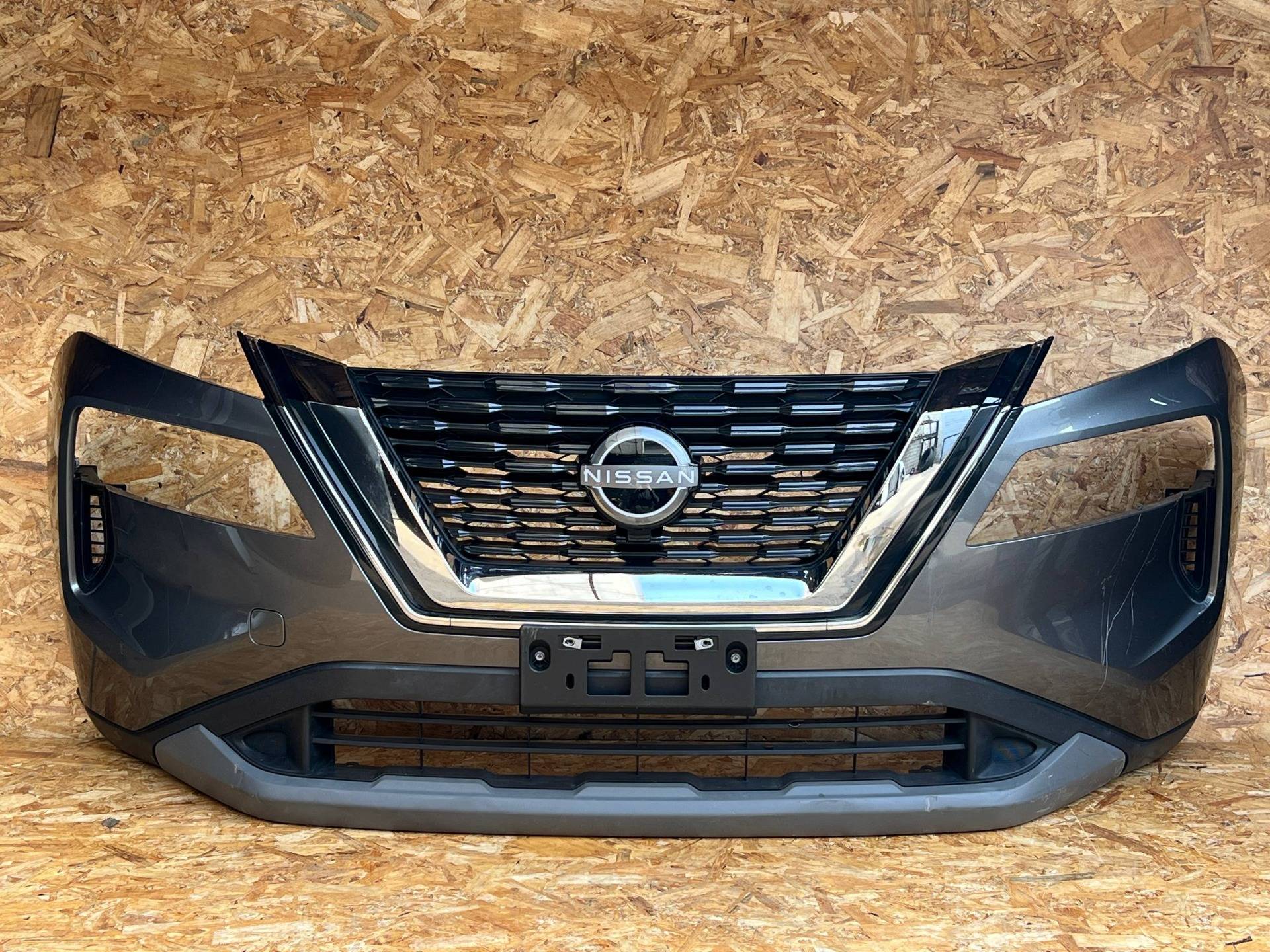 Бампер передний Nissan Rogue T33 2022