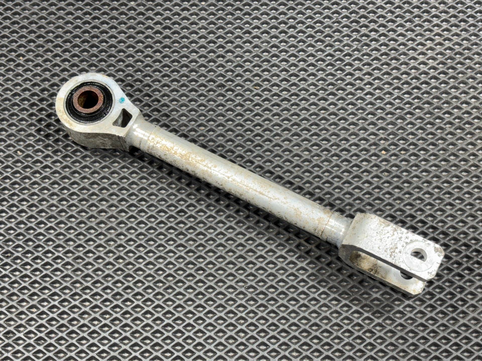 рычаг задний Infiniti G 4 2011 OEM 55110-JK00, 90907A