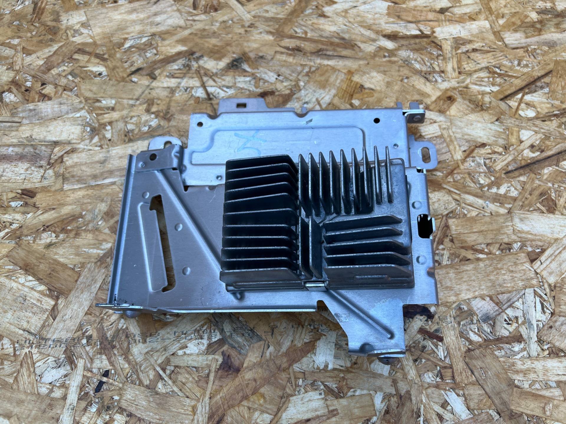 Усилитель музыкальный BMW 7 G11/G12 2017 OEM 65129387657, 65159353270