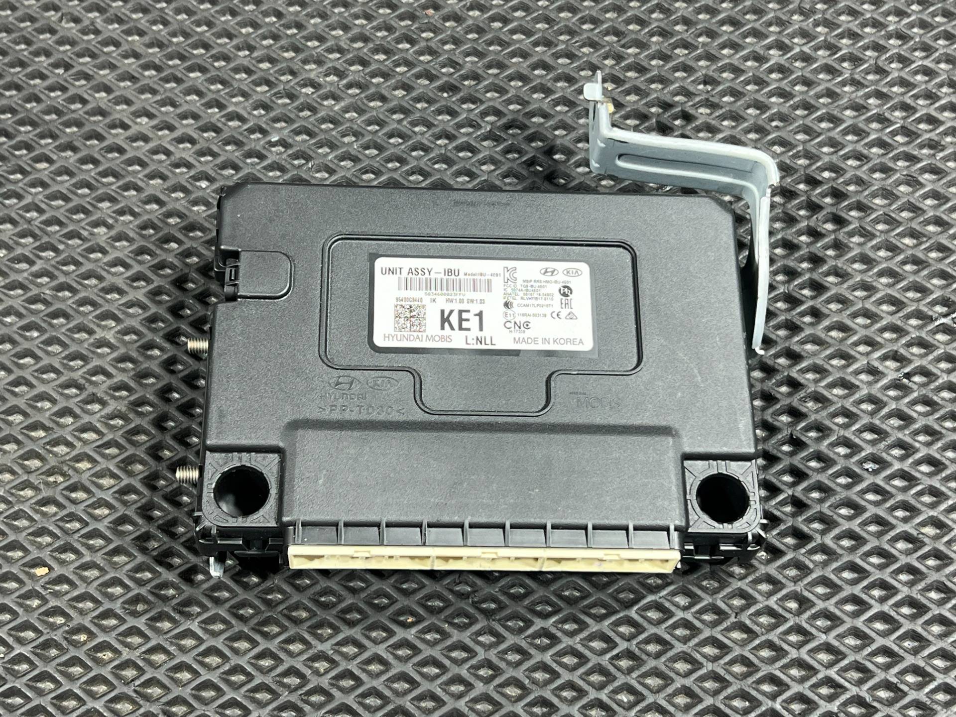 Блок бортовой сети (блок управления BCM) Genesis G70 2019 OEM 95400G9440
