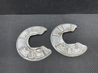 защитный кожух тормозного механизма Mercedes-Benz C-Класс W205/S205/C205 2017, 4.0 л., M 177.980, бензин, АКПП, седан, A2054230320