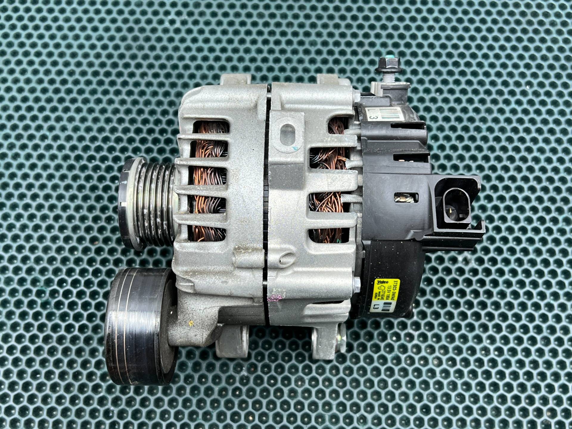 Генератор Kia Carnival 4 2022 OEM 37300-3NFA0