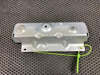 крепление ( кронштейн ) крыла Jaguar XJ 4 поколение [рестайлинг] X351 2017, 3.0 л., 306PS, бензин, АКПП, седан, C2D6914, C2D31317, C2D15677