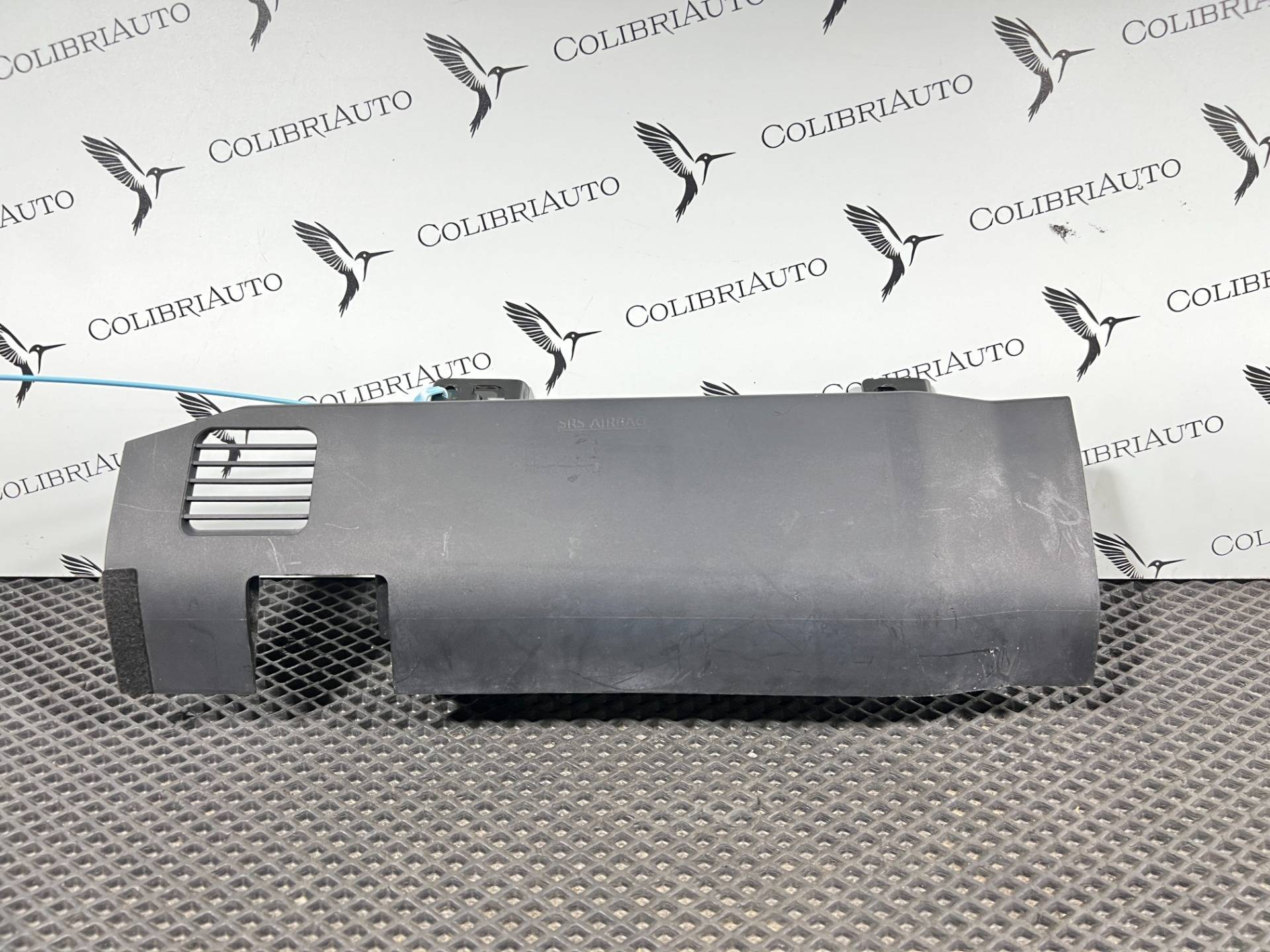 Подушка безопасности коленная Nissan Rogue T33 2022 OEM 985R16RR0A