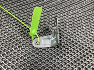 крепление ( кронштейн ) крыла Jaguar F-Pace 1 поколение X761 2016, 3.0 л., 306PS, бензин, АКПП, внедорожник 5 дв., HK8316E128AB