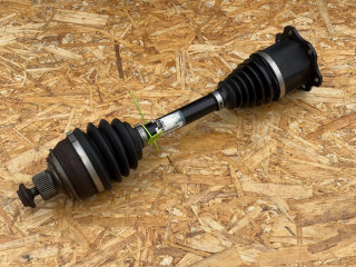 полуось передняя правая (приводной вал, ШРУС) Audi A6 C8 2020, 3.0 л., бензин, АКПП, седан, 4K0407271B