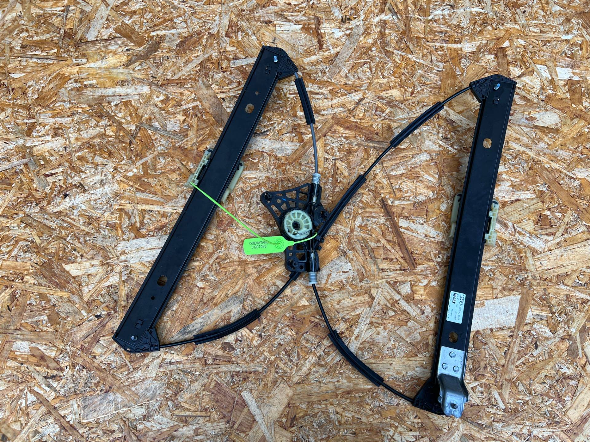 стеклоподъемник задний правый Audi S8 D5 2021 OEM 4N0839462A