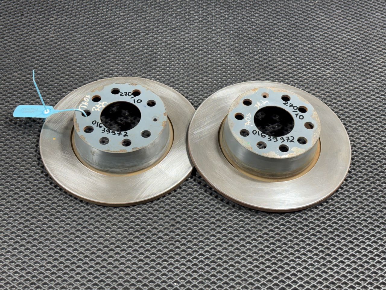 диски тормозные (комплект) Volkswagen Taos 1 поколение 2021, 1.5 л., DNK, бензин, АКПП, внедорожник 5 дв., 5QN615601A - фото №1