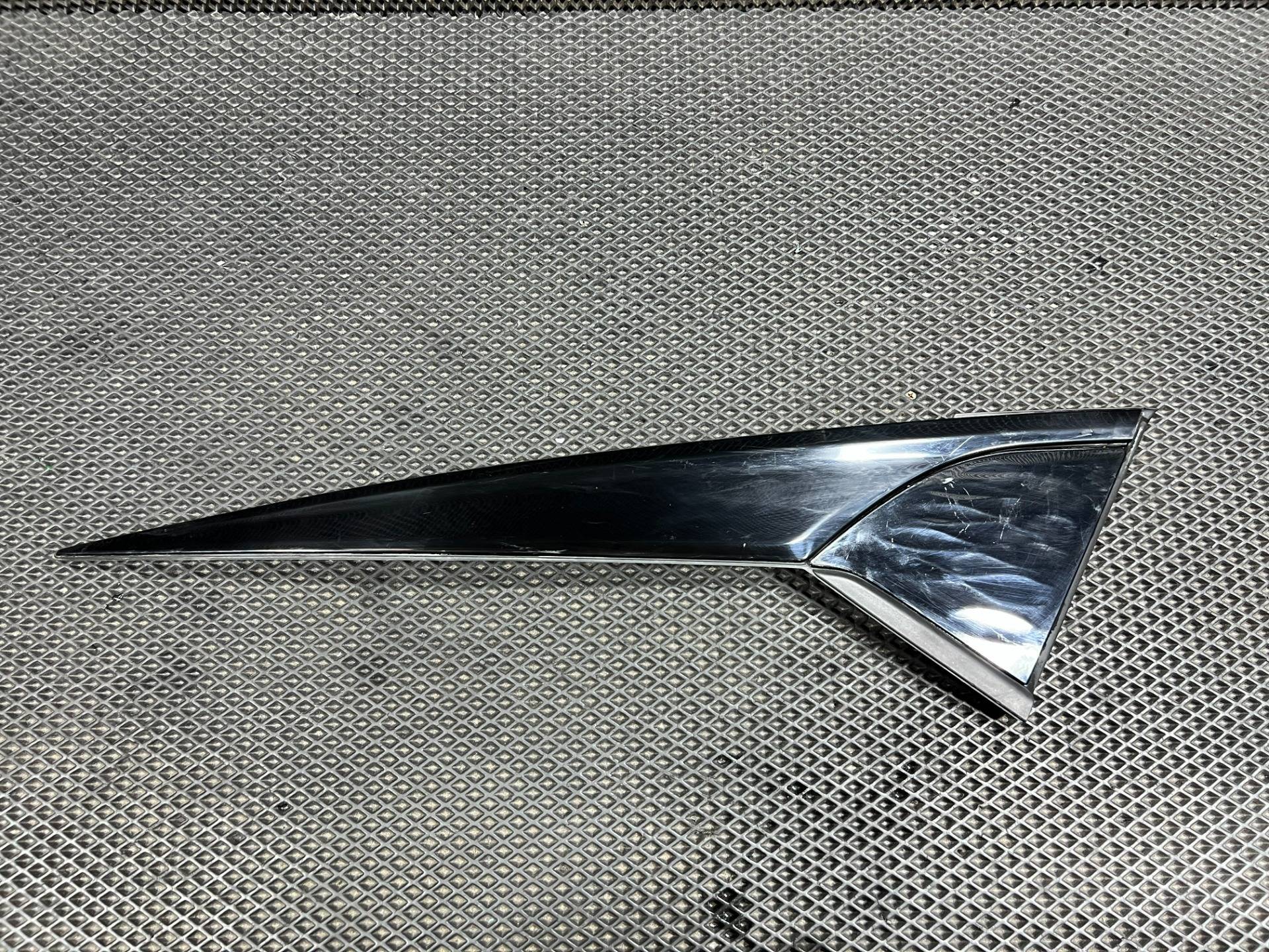 Молдинг крыла заднего правого Buick Envista 2024 OEM 42854066, 42837145, 42880700