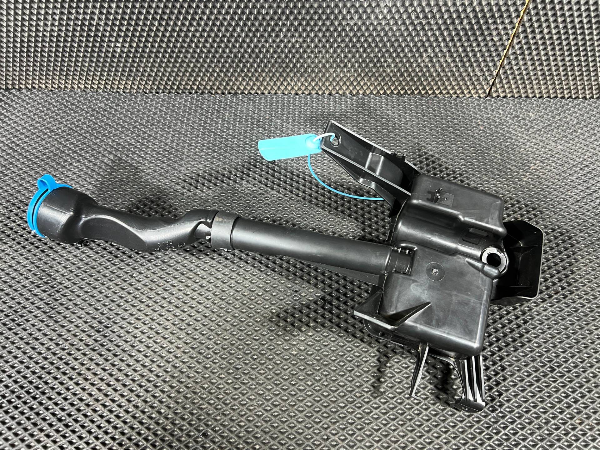 Бачок омывателя Honda Accord 11 поколение 2025 OEM 7680030A, 7681230AA0