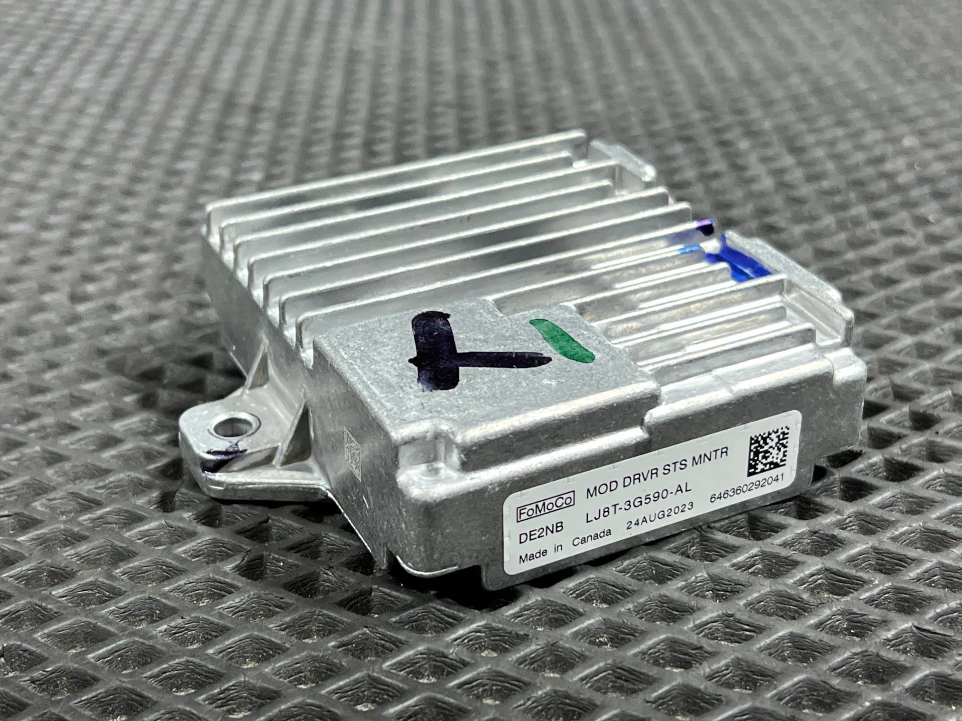 Блок круиз-контроля Ford Mustang Mach-E 2023 OEM LJ8T3G590AL