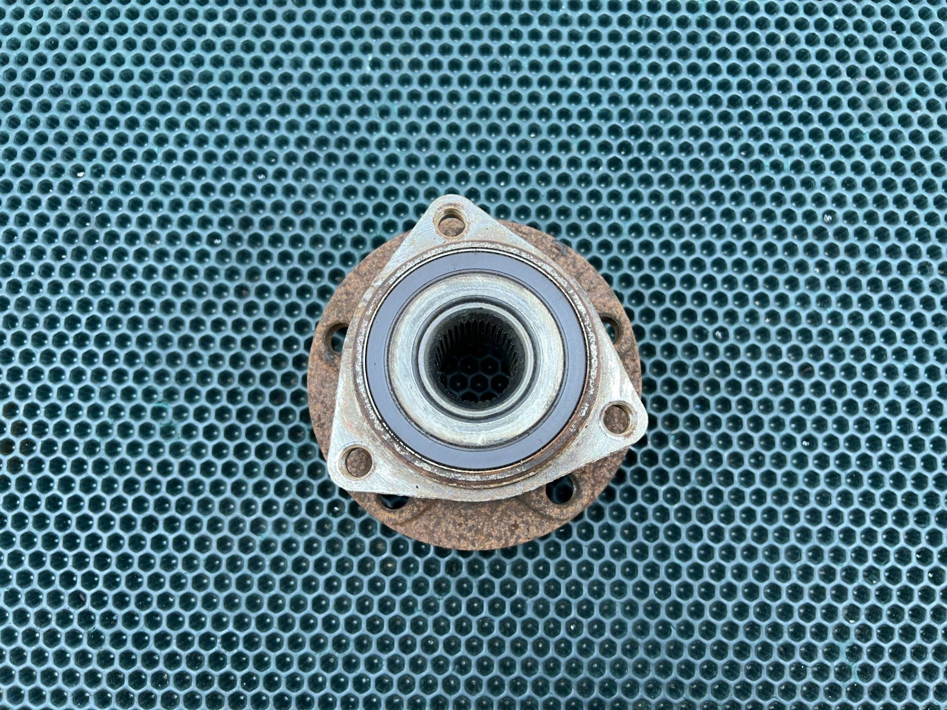 ступица передняя Audi A3 8Y 2019 OEM 5Q0407621D