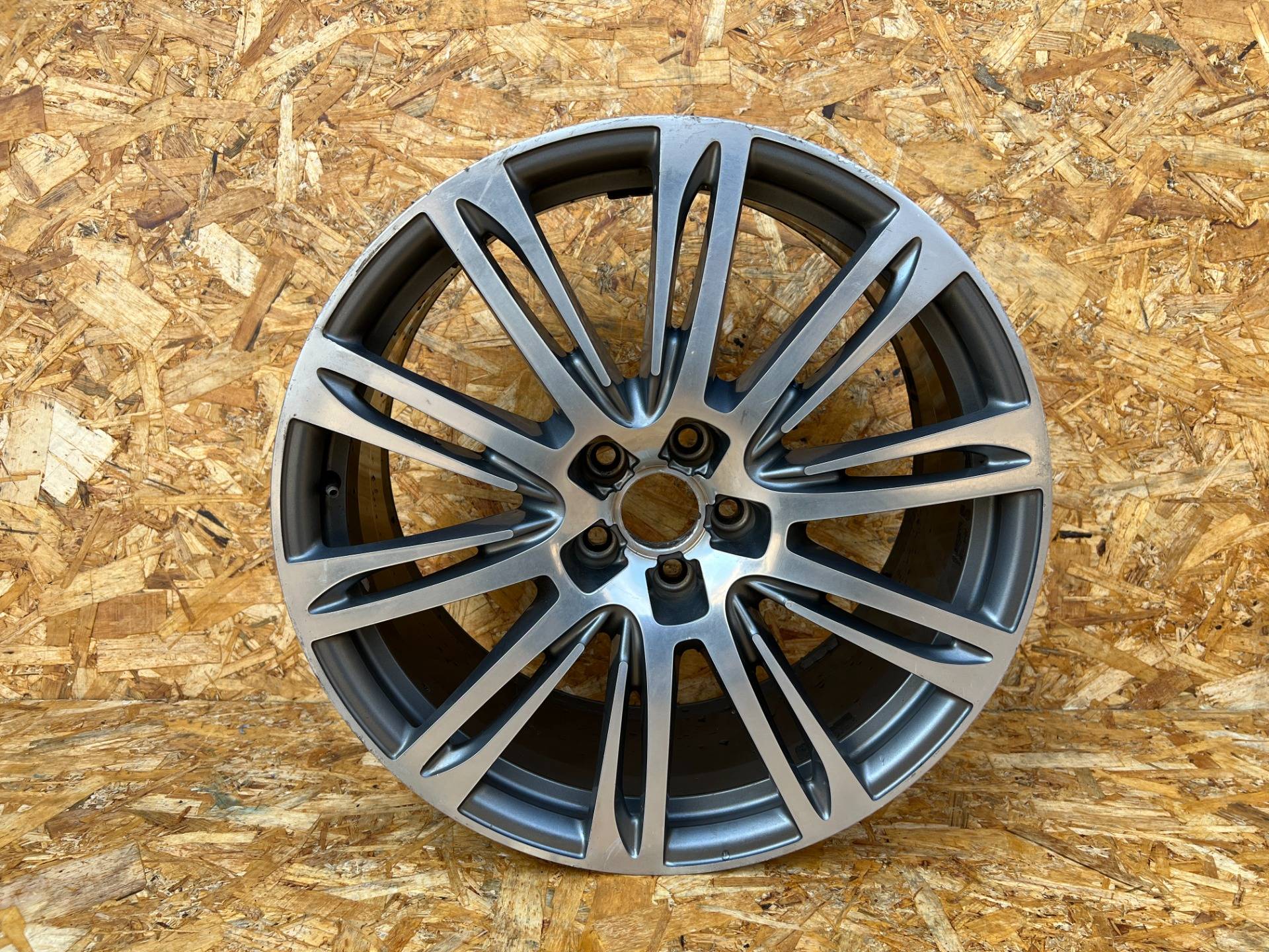 диск литой Audi A8 D4/4H 2013 OEM 4H0601025AE